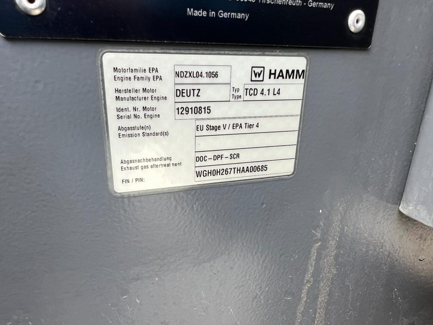 Hamm machinery engine identification plate